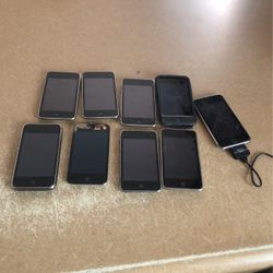 8 iPods & 1 Iphone