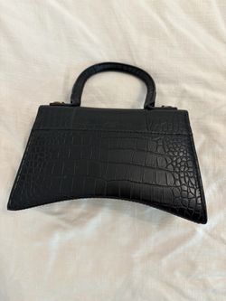 Women’s hand bag
