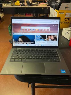 Dell latitude 7320 laptop 12 inch  Intel core i5-11th gen @2.60 GHz  16GB RAM 256GB SSD Windows 11 pro.  No trades. Pick up only  Our operation days: 