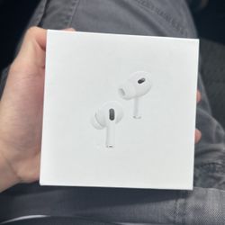 Apple AirPod Pros 2nd Generation 