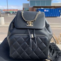 CHANEL Quilted Black Caviar Business Affinity Backpack 