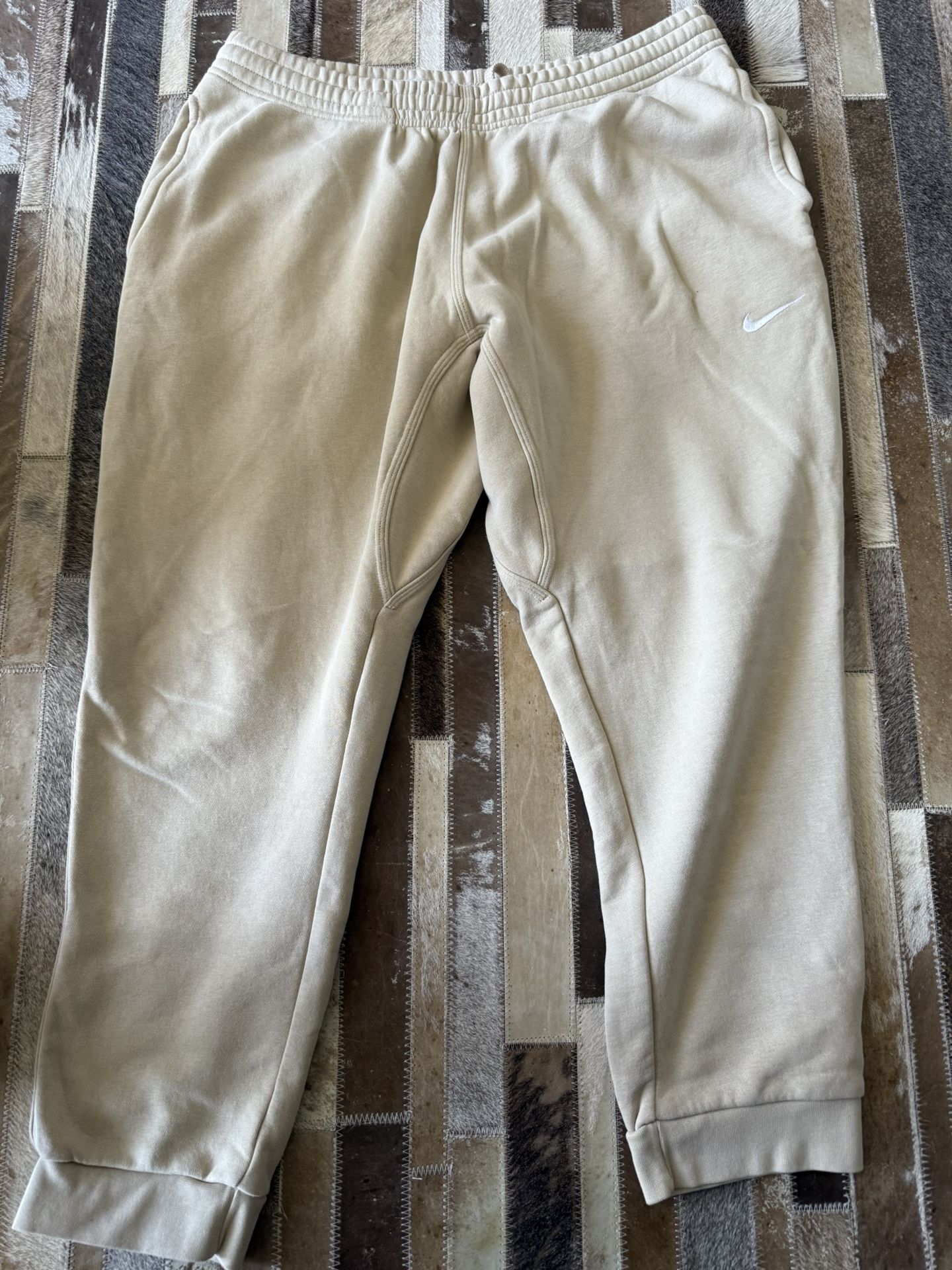 Nike Men’s tan Joggers