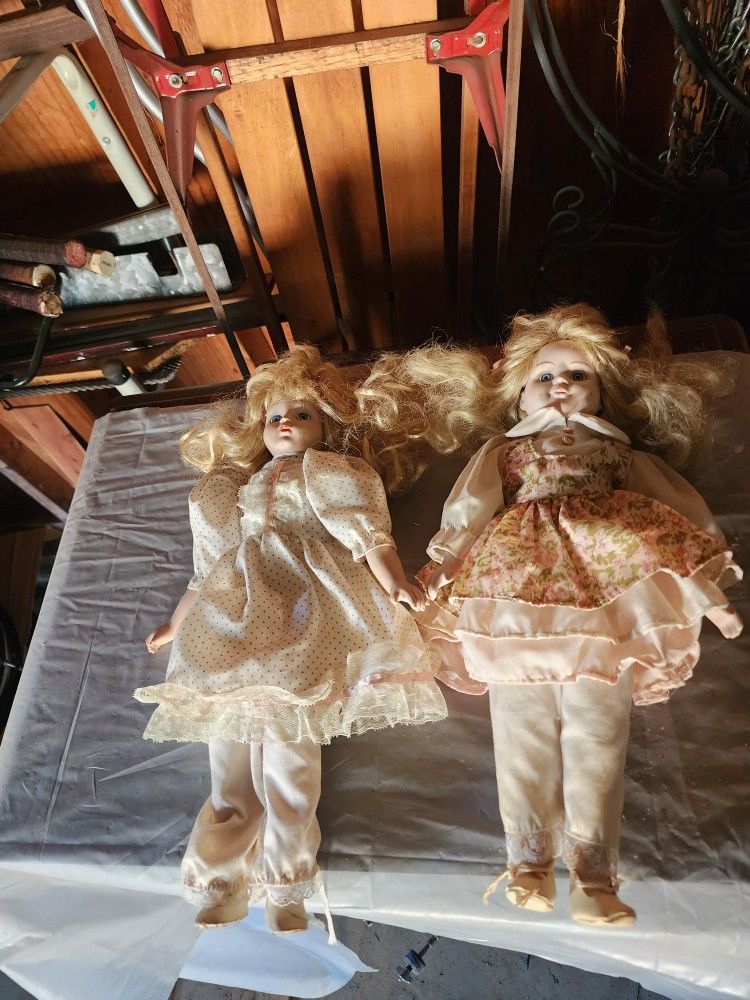 Dolls Vintage