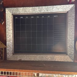 Farm Style Chalk Calendar Decor