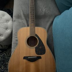 Yamaha guitar 