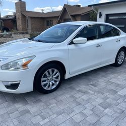 2015 Nissan Altima S 
