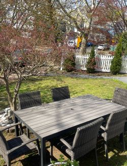 Wicker dining set
