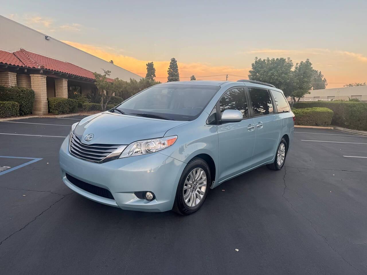 2016 Toyota Sienna