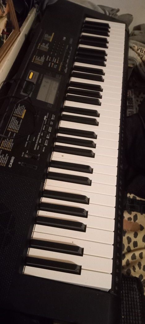 Keyboard Casio Ctk 2400