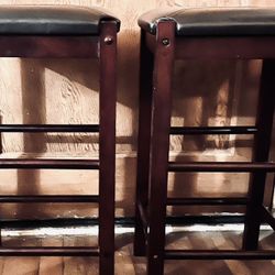 WOOD WITH FAUX LEATHER SEAT STOOLS