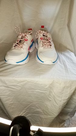 WOMEN'S REEBOK ROYAL BRIDGE 3 size 9.5
