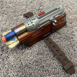 Nerf Mandolorian Gauntlet 