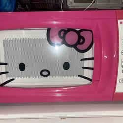 PINK HELLO KITTY MICROWAVE OVEN