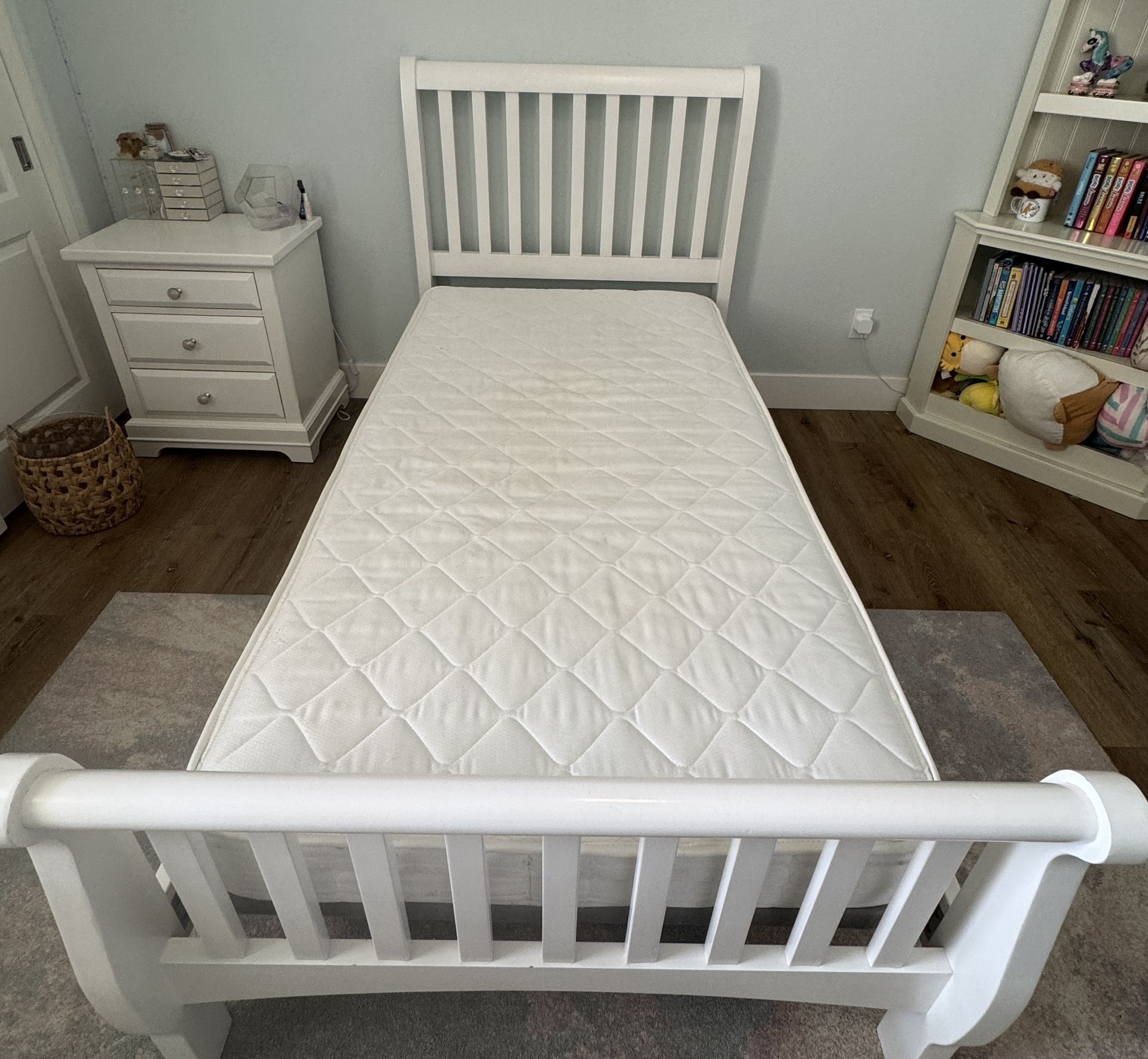 White twin bed (mattress & bunkie board included) 82” x 41.5”