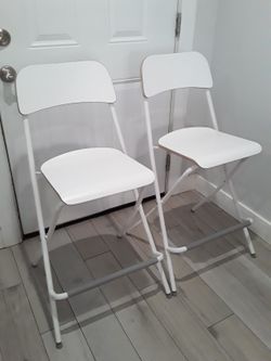 2 Ikea Counter Top Bar  Stools 24 Inches Height 