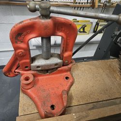 Rigid Bench Pipe Vise 