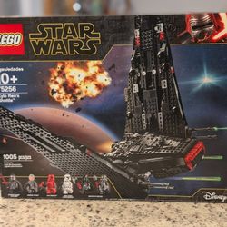 LEGO Kylo Ren's shuttle - 75256