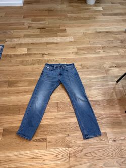 Calvin Klein size 33 straight jeans