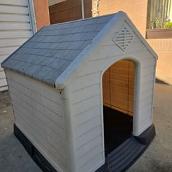 Petco  Dog House