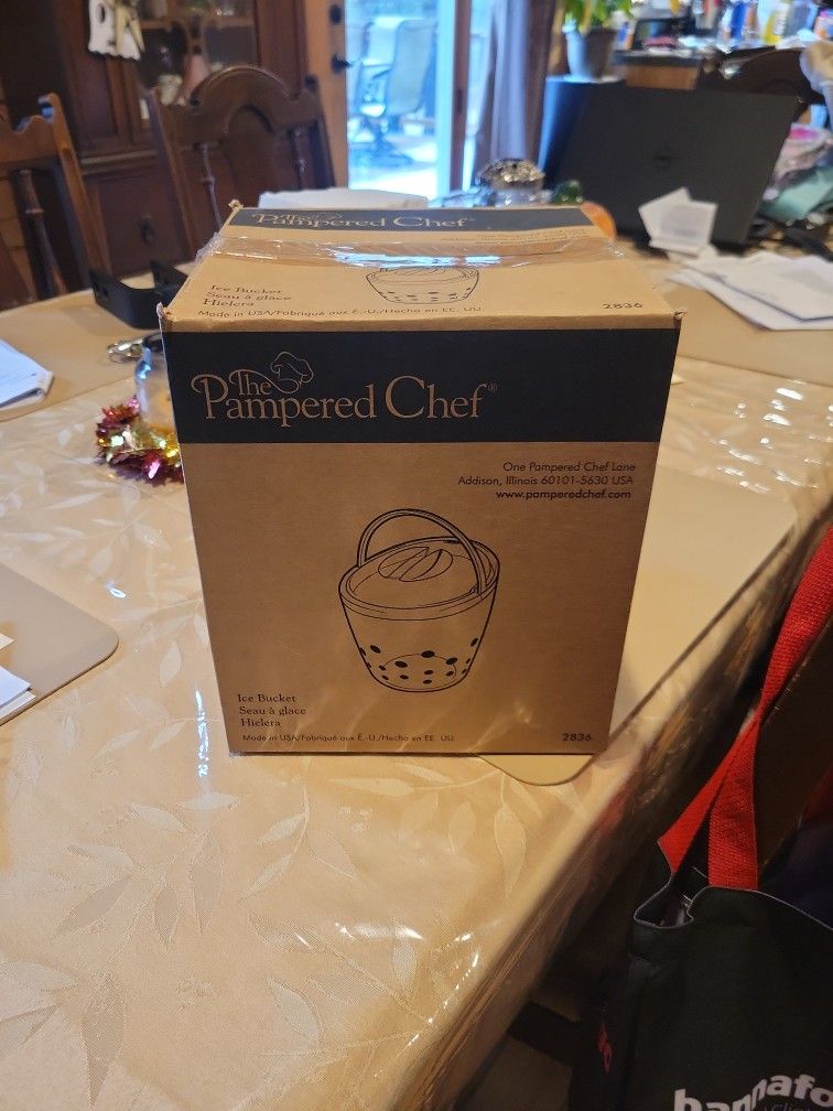 PC  Ice Bucket 