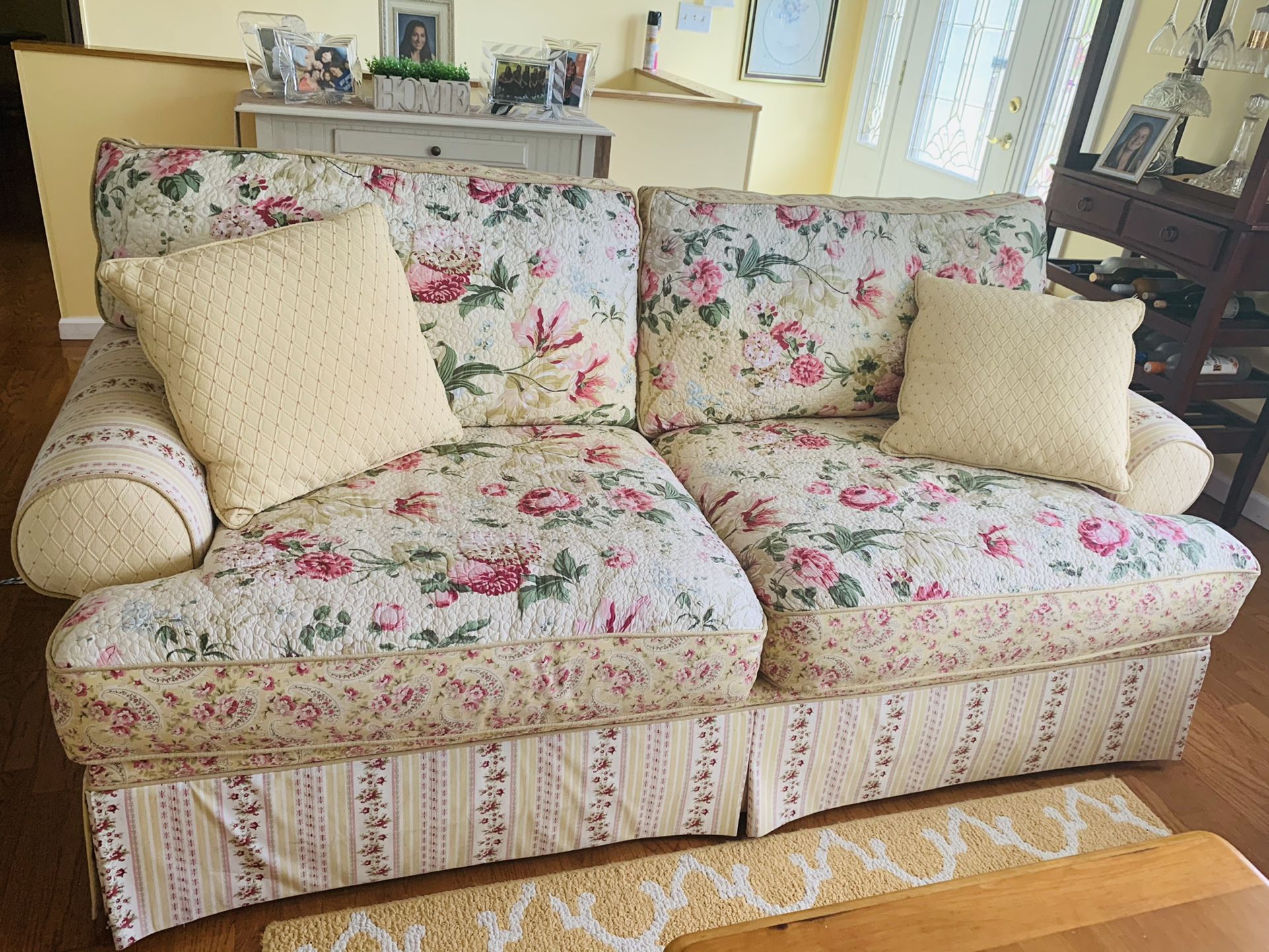 Living Room Furniture 