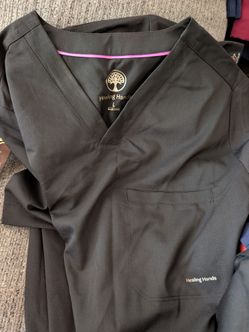 Off brand scrub tops sz. L