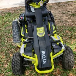 COMPRESORA HUSKY 60GALONES 220V WORKING GREAT 
