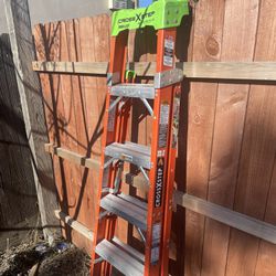Louisville Ladder CROSS XSTEP 