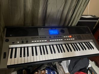 Yamaha E443