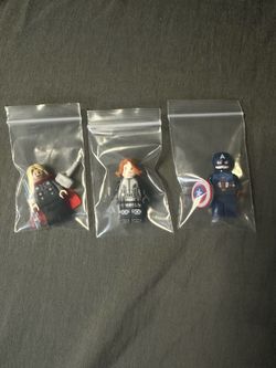 Marvel Thor, black widow and Captain America LEGO minifigures