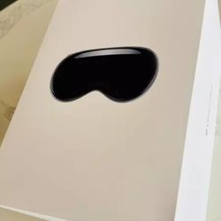 Brand New Sealed Apple Vision Pro 1TB Solo Band-M