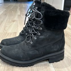 TIMBERLAND WOMEN'S COURMAYEUR VALLEY 6-INCH WATERPROOF SHEARLING BOOTS SZ 9.5