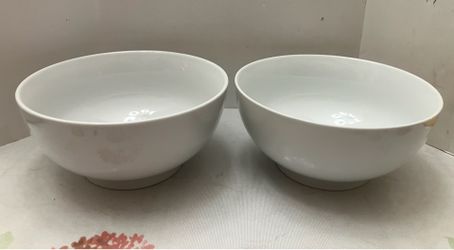 2 World Market White Ceramic Soup Salad Pasta Bowls 7" In Diameter 3.25” Deep New