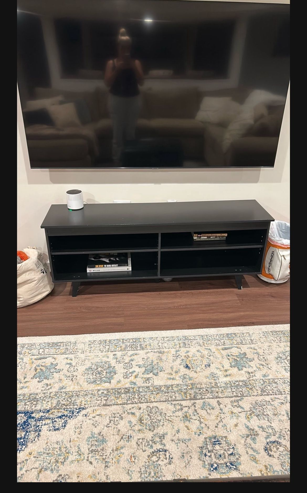 Black Tv Stand