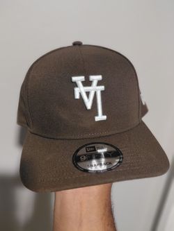 New era x LA Dodgers collab. Upside down LA
