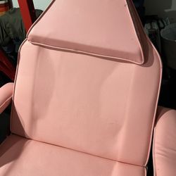 Lash Bed