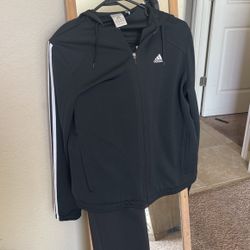 Adidas Women Outfit 