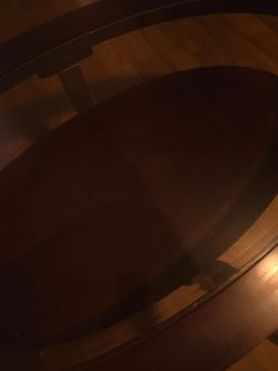 Oval coffee table