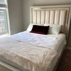 Queen Size Bed