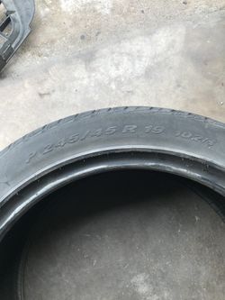 Vendo llanta por $20