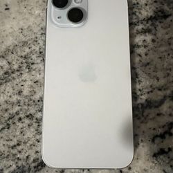 IPHONE 15 White Boost Mobile 
