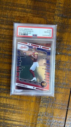 2024 Panini Absolute - Rookies Jayden Daniels #102 (RC) PSA 10