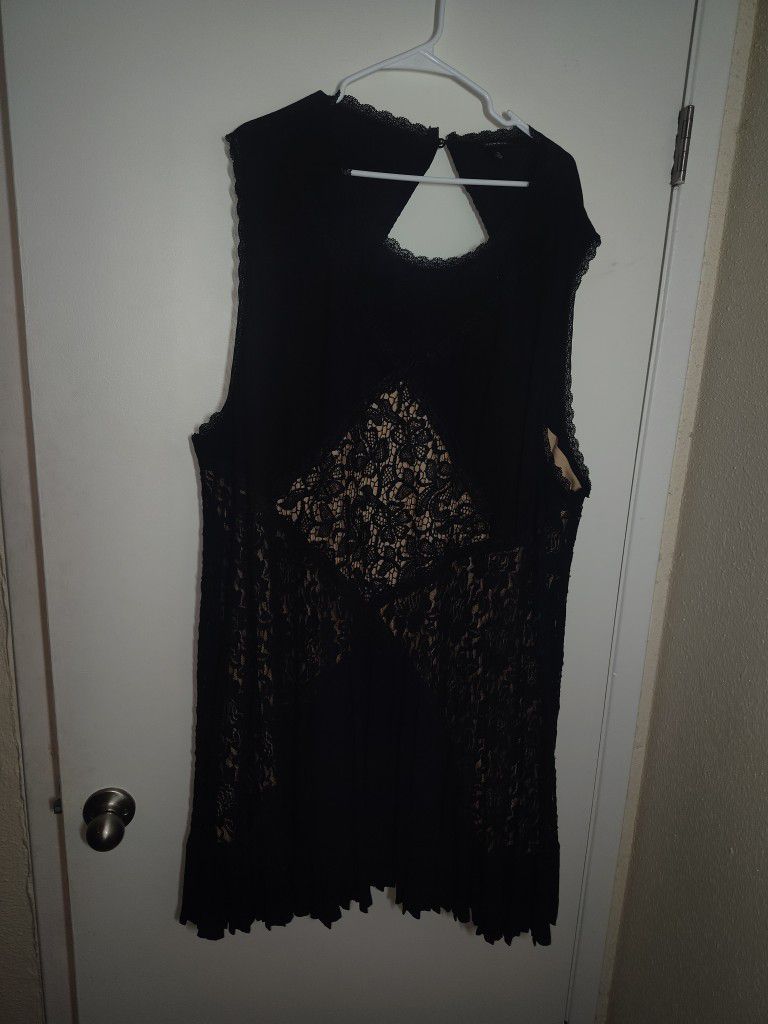 Torrid Lace dress Size 5