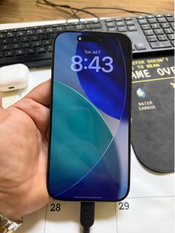 iPhone 16 Pro - 128 GB - Excellent Condition