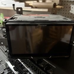 Pioneer AVH-2330NEX 7”