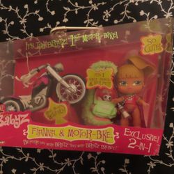 RARE NIB Bratz Babyz fianna & motorbike