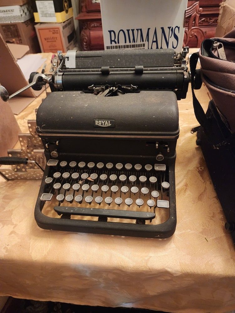 Vintage Typewriter 