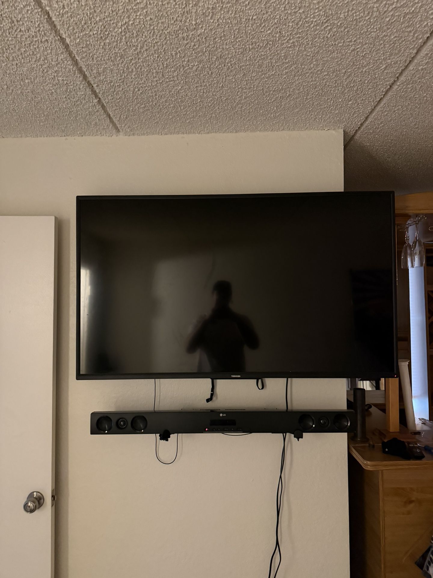 55”Amazon Fire Tv 2024 & LG Sound Bar