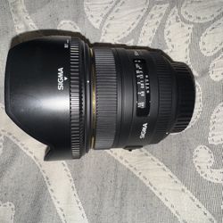 Sigma 50mm f/1.4 EX DG HSM - Canon EF Fit