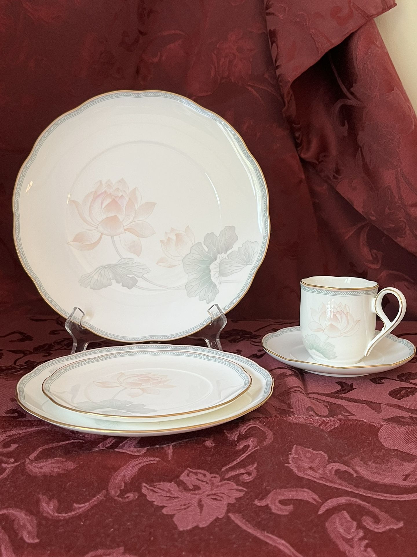 Noritake Garden Empress
